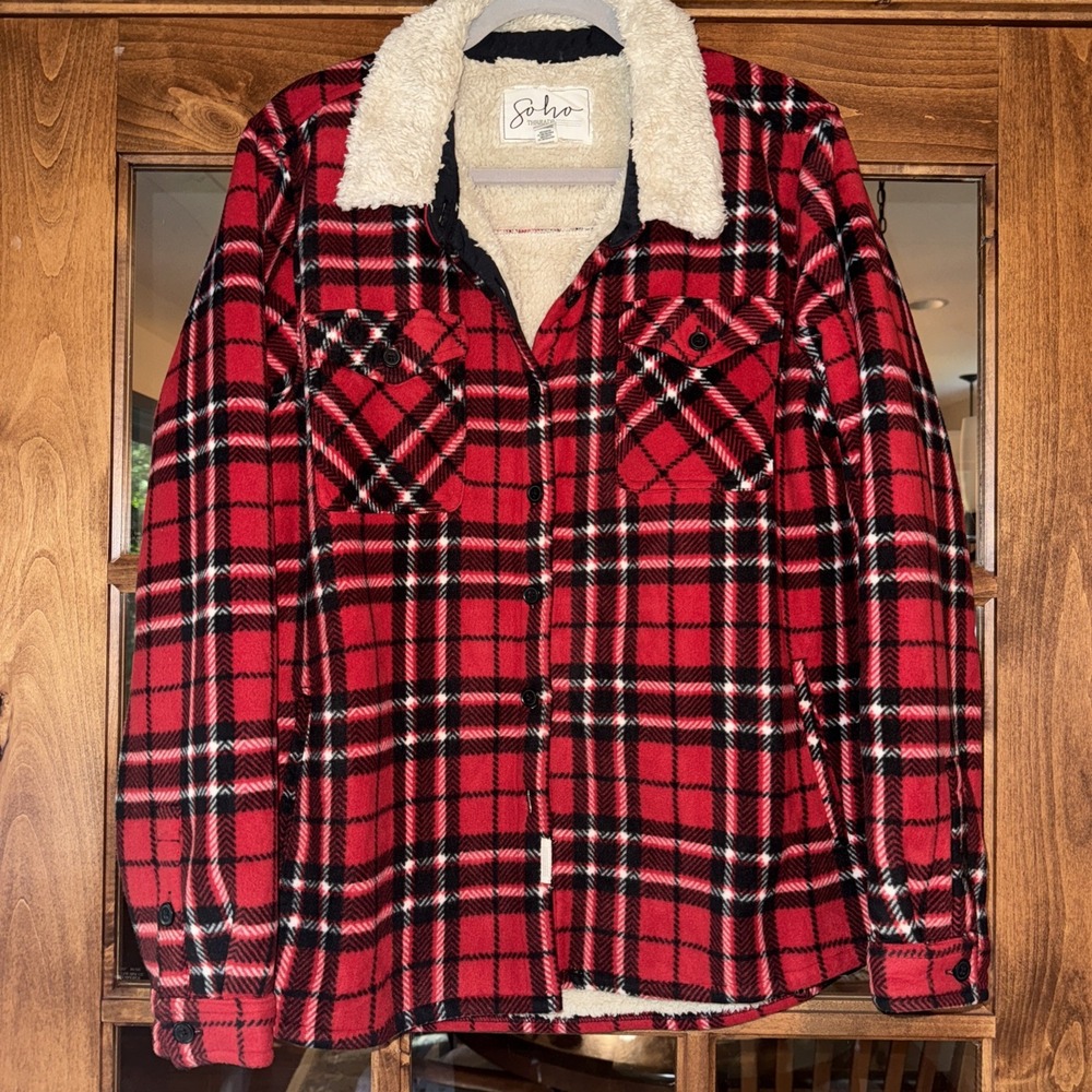 Soho Threads Shaket Plaid Red‎ Womens Size Large Pockets Bonfire Outdoors